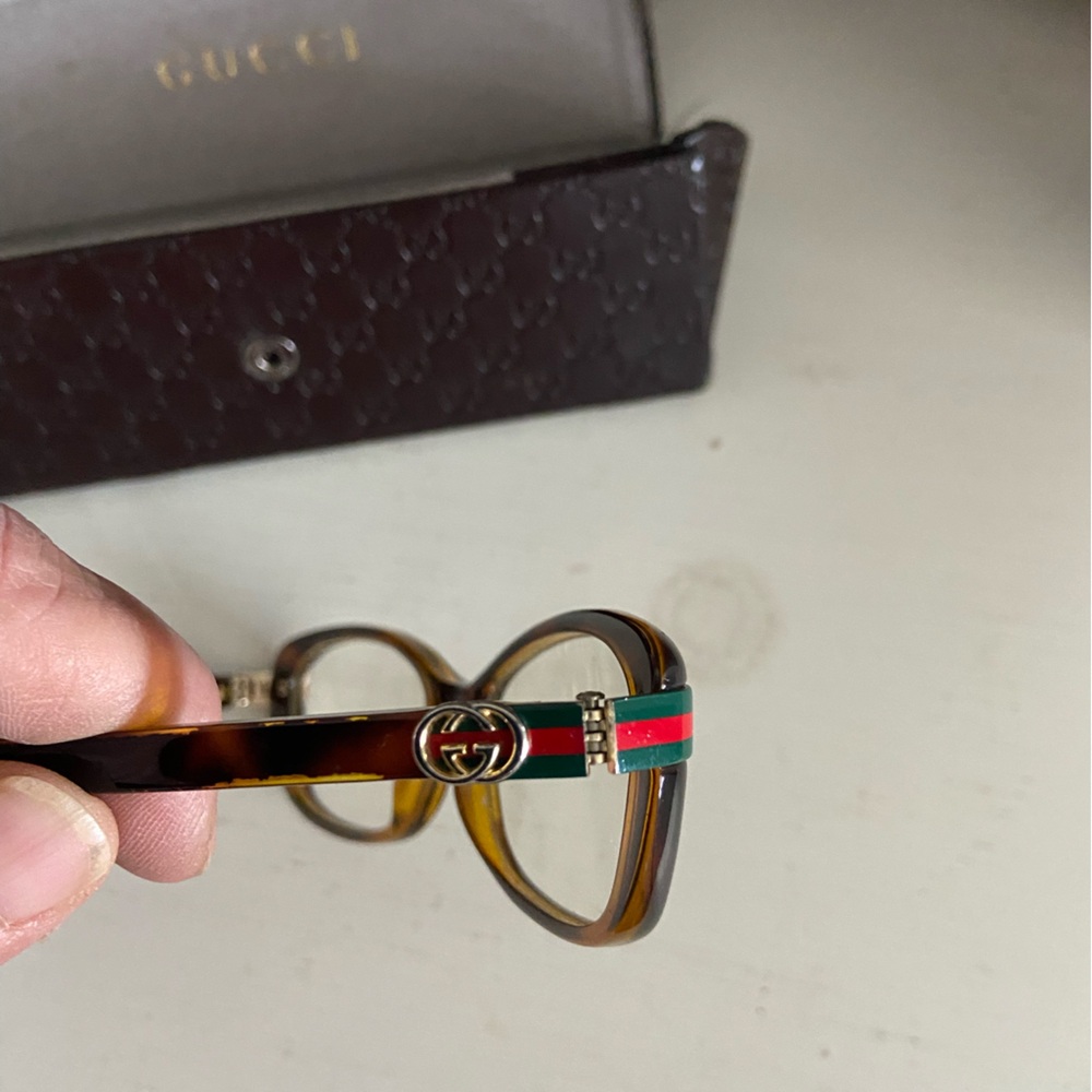 Gucci - Picture 5 of 6